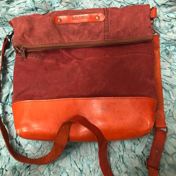 R. Riveter Crossbody - Picture 1 of 13